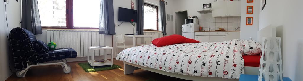 Apartments Garden Загреб Экстерьер фото