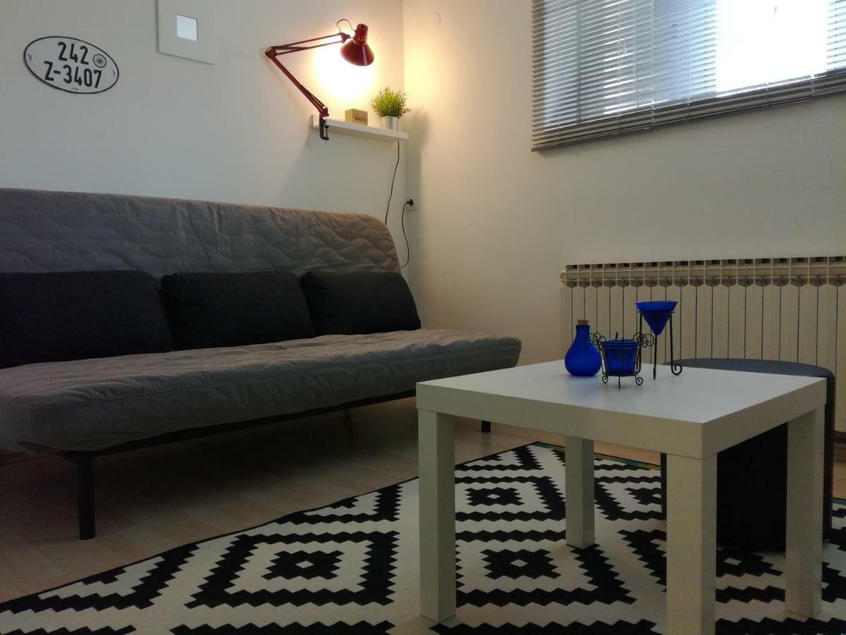 Apartments Garden Загреб Экстерьер фото